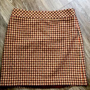 Ann Taylor LOFT houndstooth plaid skirt